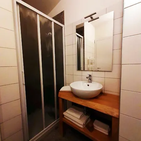 代拉吉住宿加早餐旅馆 3* Magreglio