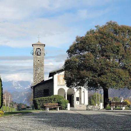 Bed & Breakfast Dei Laghi 3*